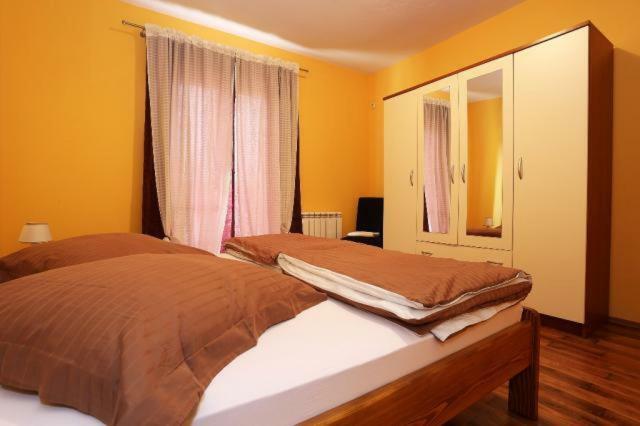 Apartmani Lili Sukosan Luaran gambar