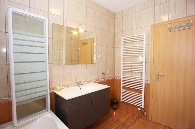 Apartmani Lili Sukosan Luaran gambar