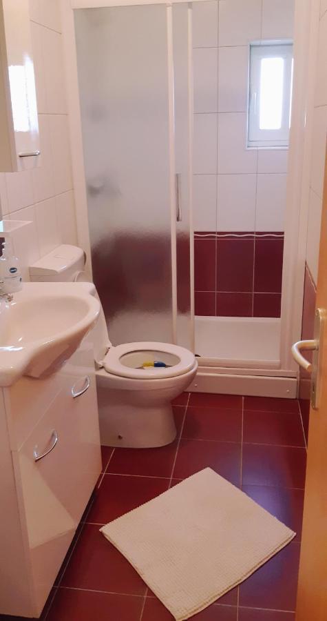 Apartmani Lili Sukosan Luaran gambar