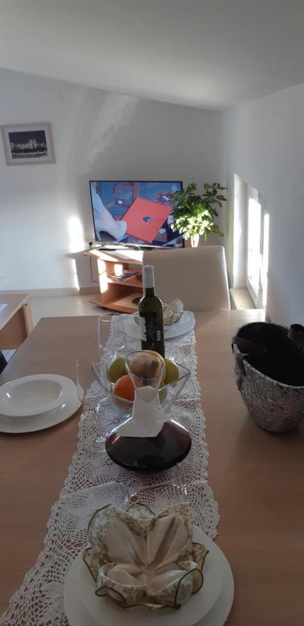 Apartmani Lili Sukosan Luaran gambar